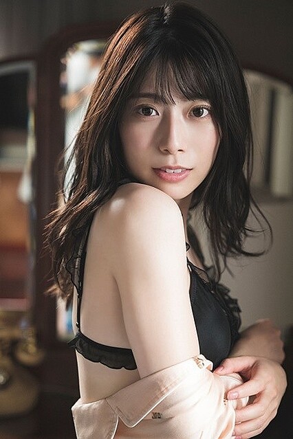 東村芽依　アザーカット 東村芽依 アザーカット Amazon.co.jp: 写真集 東村芽依 日向坂46