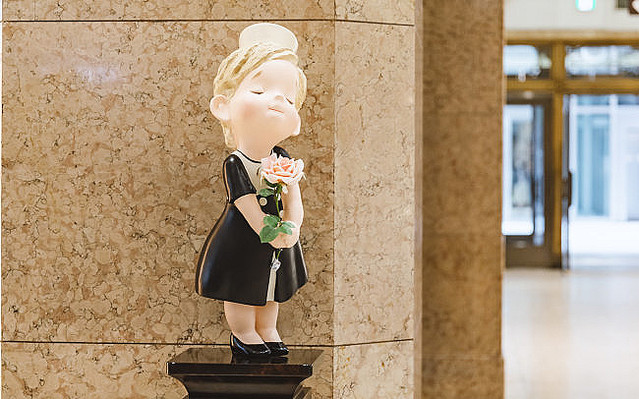 高島屋の包装紙はなぜバラ柄？理由と誕生秘話を聞いた - ライブドア