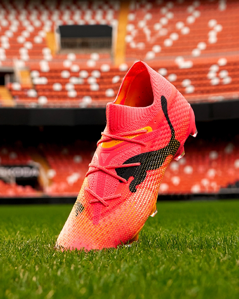 遠藤航が履いてるアレ！PUMAの新作スパイク「フォーエバーファスター