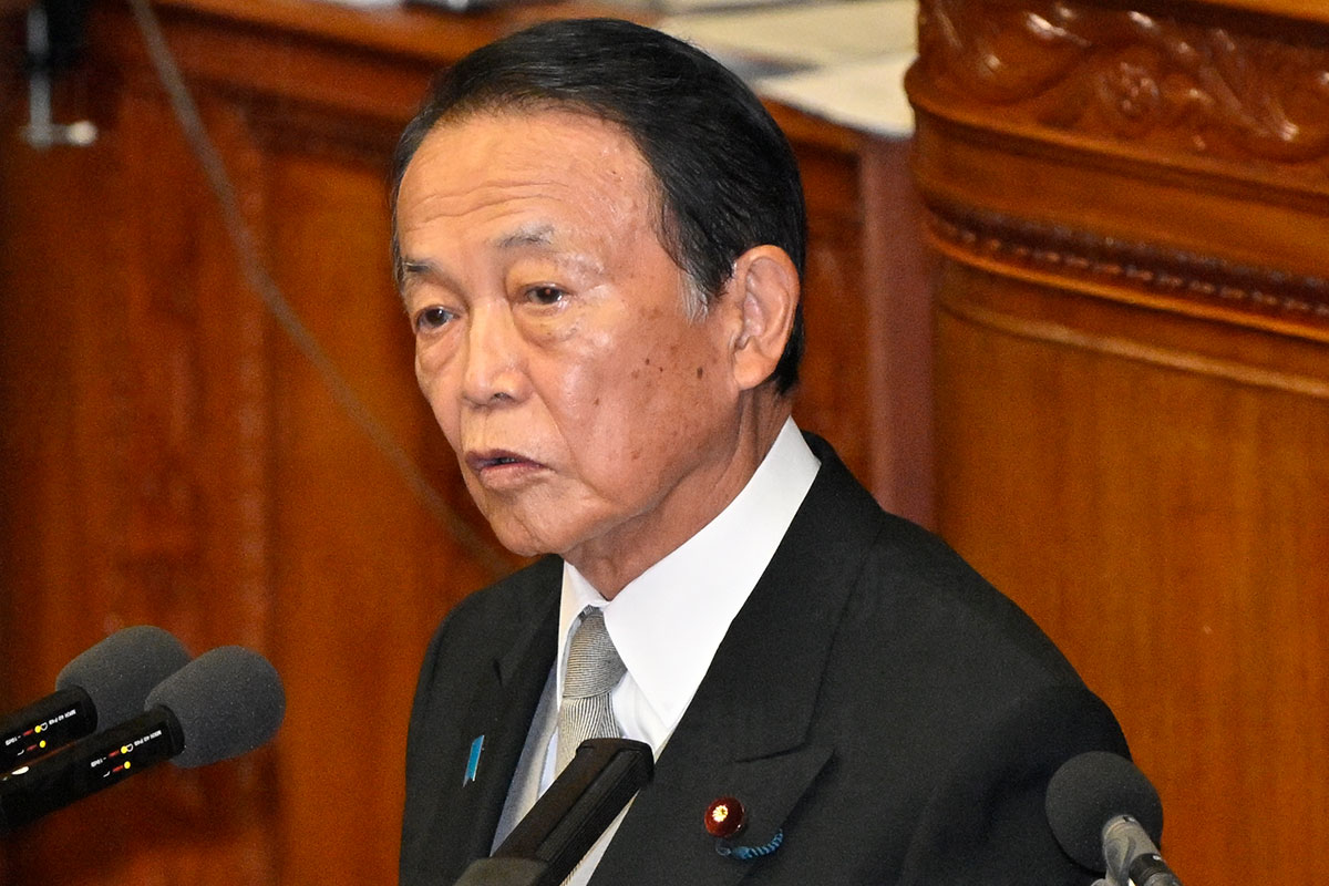 麻生太郎副総裁