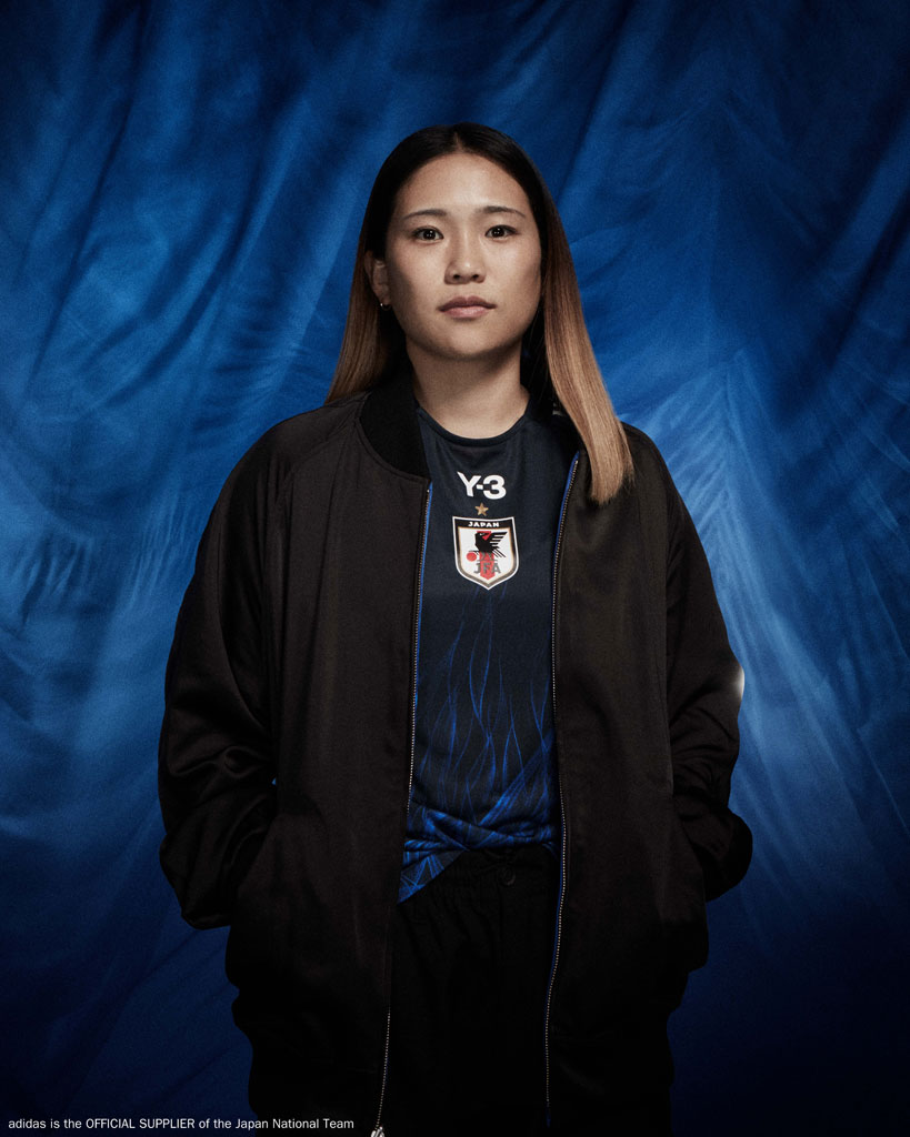 衝撃の“スカジャン風”も！新ユニ発表の日本代表、「Y-3」とコラボの