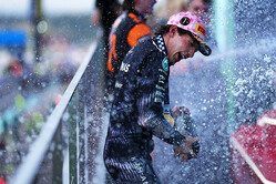 ����GP�Ǽ���2���ܤ���ꡢ�˾��ǯ���ǥݥ���ȥ꡼������Ω�ä�����ȥͥåꡣ���ܤ�ˡΧ�Ǥϰ���ǧ����ʤ����ᡢ�뼯��ɽ����ϥΥ󥢥륳���륷���ѥ�ǥ����ˡ���Ԥä�