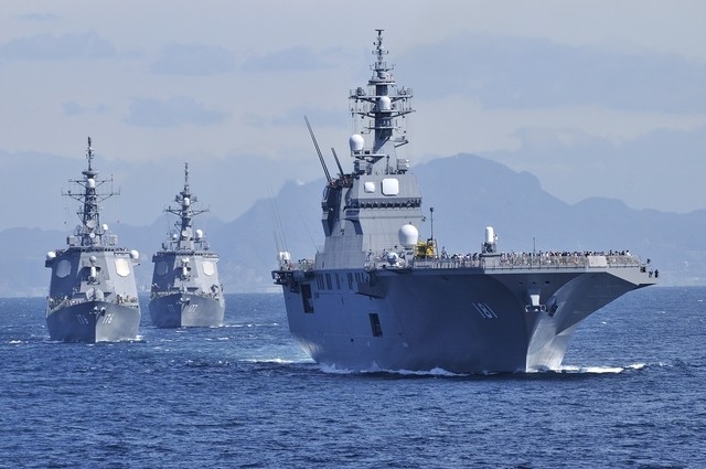 軍艦好きにはたまらない!観艦式から戻ってくる護衛艦を観覧する「横須賀沖艦船観覧クルーズ」