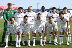 ���ڤΥݥ����������ܤ����ޤäƤ��롣�̿���ʡ�ڸ���