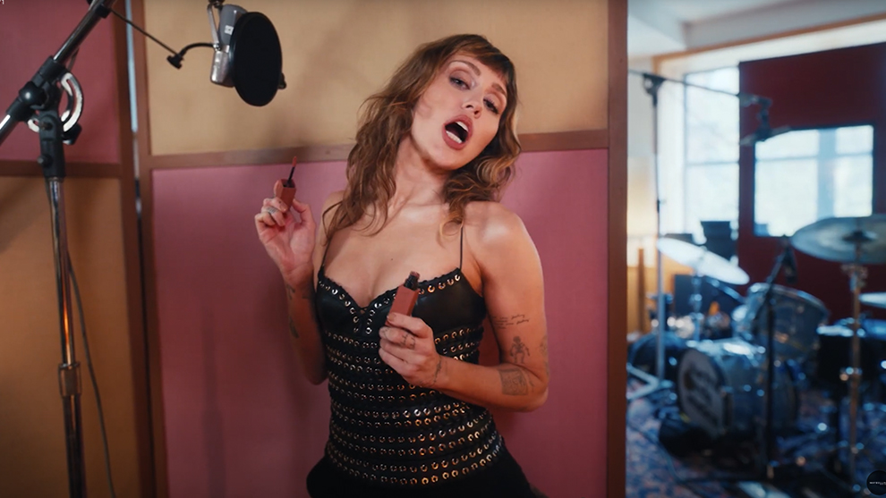 ᥤ٥󤬥ޥ꡼饹 34ǯФäƤSNSǹ⤤ڿϿ