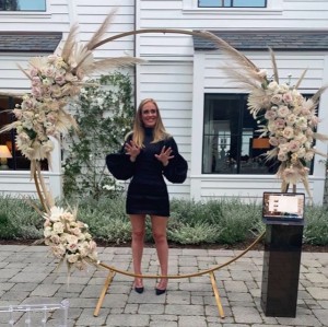 スリムボディーでファンを驚愕させたアデル(画像は『Adele 2020年5月6日付Instagram「Thank you for the birthday love.」』のスクリーンショット)