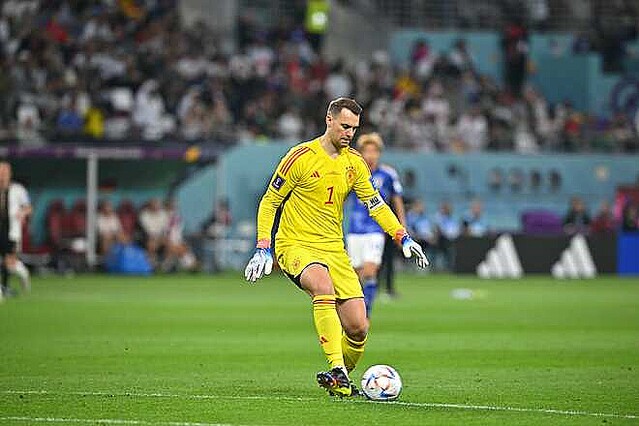 画像 日本戦でドイツ代表が行なった 口を隠すポーズ の意味は Dfbがfifaの決定に強い抗議の意思を示す W杯 2 2 ライブドアニュース