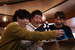 �ʡإ��ͥ�󥭡��١�(c)�ե��ƥ�ӡ�