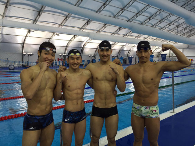 2016年リオデジャネイロ五輪、4×200mリレーのメンバーと本番前の練習中に撮った1枚。向かって左から、萩野公介、江原騎士、小堀勇氣、松田丈志