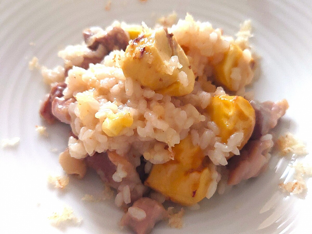 栗と鶏肉のチーズリゾット 白ワインと好相性で白ワインと好相性