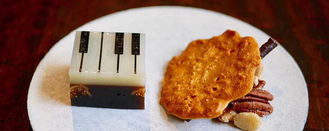 編集tが通う 心やすまるカフェ 喫茶店 渋カフェ その19 出会いを重ね 会社から独立して編集者が作った新しい形のブックカフェ 表参道 Haden Books Peachy ライブドアニュース