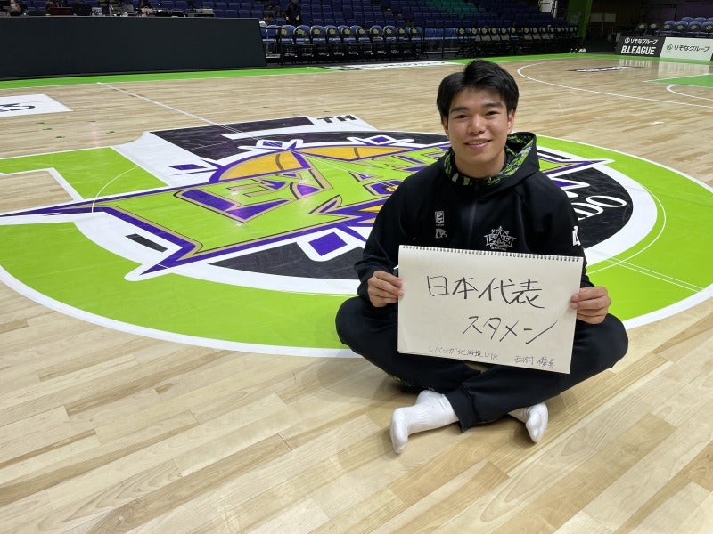 B.LEAGUE U18 ��10ǯ��Υ���ー�ϲ�������̤����ڤ���8�ͤΥ�ー�פ���