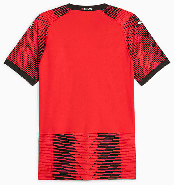 ミランが「革新的ストライプ」の23-24新ユニフォーム発表！鎌田大地の