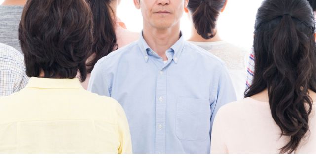 勝手に一夫多妻制の法的問題とは?(takeuchi masato / PIXTA)