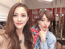 KARA�пȥ�����T-ARA ���󥸥��֥ߥ������פȡ�Roly-Poly�פΥᥤ������Ϫ�ĥե��󤫤���ȿ��