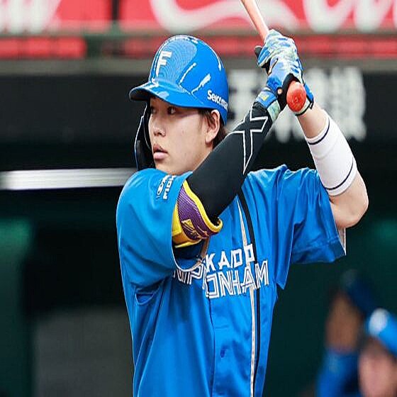 太田賢吾選手　実使用バット ヤクルト・太田賢吾 デサントのバット ベースは先輩のバット