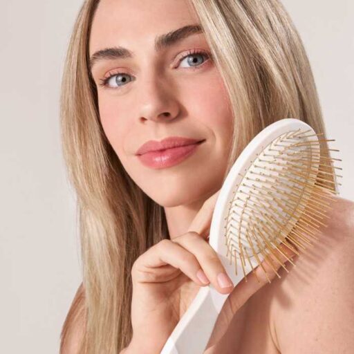 SNOW FOX SKINCAREから復刻カッサブラシ登場♡限定ブラック&ホワイト発売