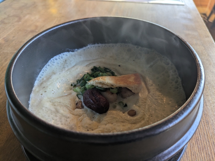 高円寺に豆腐職人の豆乳参鶏湯店が登場