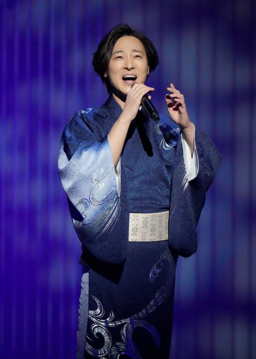 山内惠介 パーカー 山内惠介 20周年コンプリートボックス 山内 惠介 | Gift