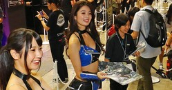 ��������ॷ�祦�Ǿд�򿶤�ޤ�����ѥ˥��� Photo:JIJI ������Τ���ʸ�ε��Ҥϰ��ڴط�����ޤ���