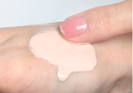 ファンデに を混ぜるだけ 乾燥負けしない ぷるんとツヤめく潤い肌 が即叶う仕込みテク Peachy ライブドアニュース