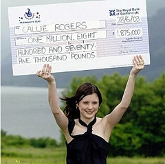 宝くじ高額当せんの16歳英女性 人生狂った 購入年齢18歳以上に と訴え ライブドアニュース 宝くじ高額当せんの16歳英女性 人生狂った 購入年齢18歳以上に と訴え ライブドアニュース