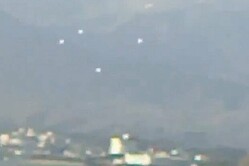 8月28日撮影。4球体がバラけた