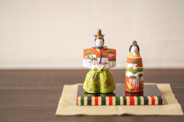 メルカリで譲ったおひなさま。届いたメッセージの内容は…？　写真はイメージです（*kenz2014/stock.adobe.com）
