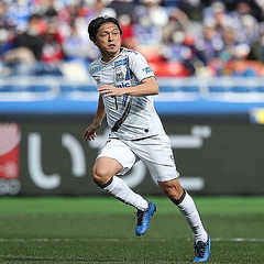 J1出場試合数で単独1位 遠藤保仁が大記録達成前の心境を明かす ライブドアニュース J1出場試合数で単独1位 遠藤保仁が大記録達成前の心境を明かす ライブドアニュース