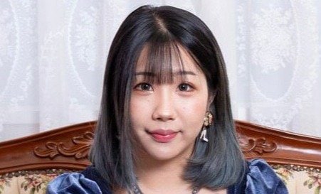 〈チャッピーVS占い師〉「信じたら人生狂いますよ？」AI占い大流行に現役占い師が苦言「ChatGPTは精度がクソ低い」