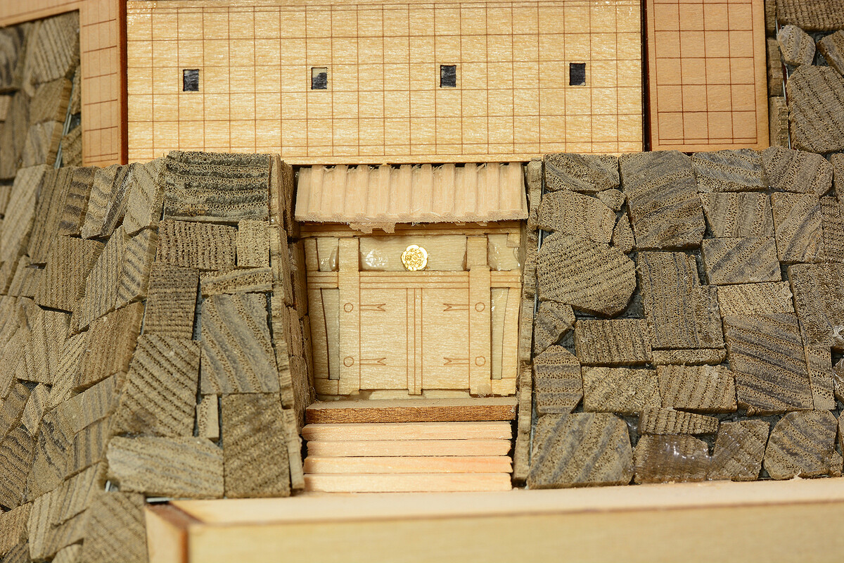 ウッディジョー、「1/150安土城（改良版）」レビュー精密な木製パーツ