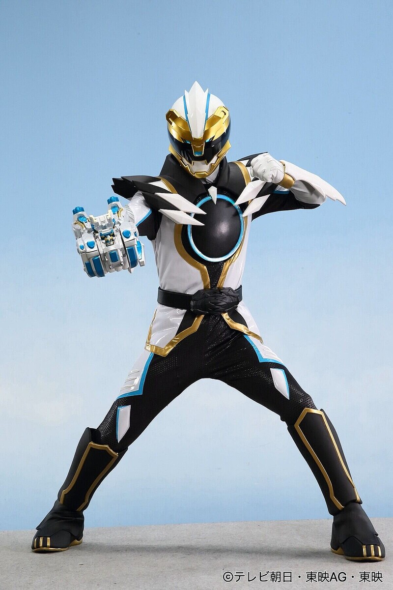 次週、新章開幕!『ナンバーワン戦隊ゴジュウジャー』熊手真白/ゴジュウ