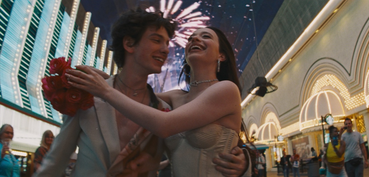 ��ANORA ����ー���©2024 Focus Features LLC. All Rights Reserved. ©Universal Pictures