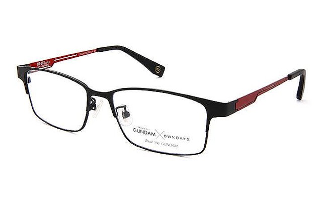 巨大な1/7ガンダムヘッドがメガネケース!? しかもこの頭、6本も入るぞ