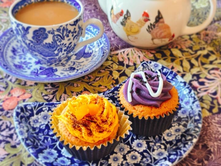 ファミリーマート限定「かぼちゃと紫芋のプチケーキ」実食レポ