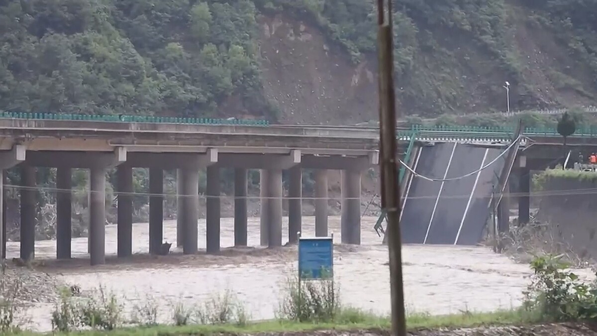 中国各地で豪雨被害相次ぐ 陝西省で橋崩落で12人死亡 31人不明 四川省では30人以上死亡 (2024年7月20日掲載) - ライブドアニュース
