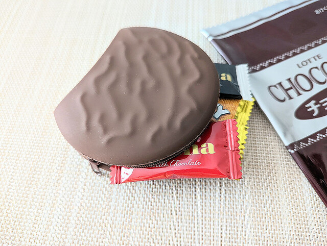 あの「チョコパイ」がポーチになっちゃった!? かわいすぎる注目