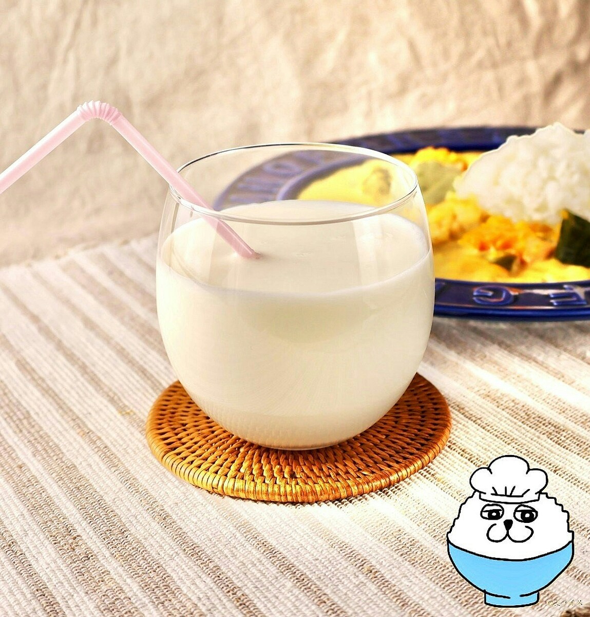 【今すぐ飲みたい】白い飲み物2種を混ぜて作る『即席ラッシー』に8千いいね「試したい」「買ってきます」【ママリ】