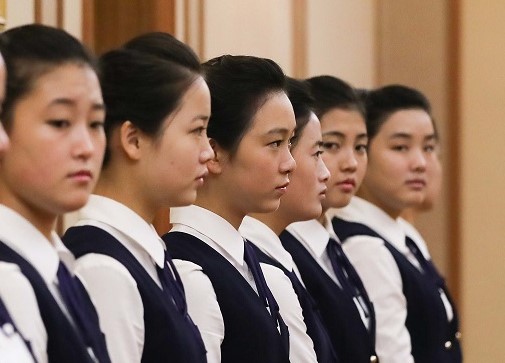 北朝鮮の招待所で働く女性従業員たち(資料写真:平壌写真共同取材団)