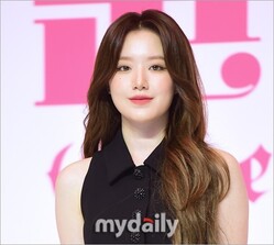 �ȳ�ư�ٻ����(G)I-DLE ����ե��������MLB������2��Υ����ץ˥󥰥��ơ����˻��ä�