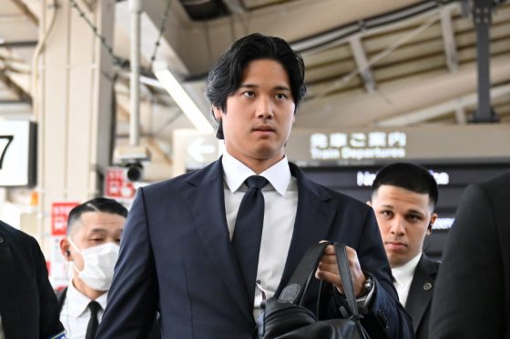 移動する侍ジャパン・大谷翔平【写真：Getty Images】