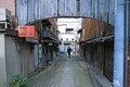 【2005年　神奈川・藤沢】エリア入り口の印象的なアーチ。数多くのブロガーとYouTuberがここを訪れ、遊里系＆廃墟系マニアの聖地になったが、2020年に撤去された