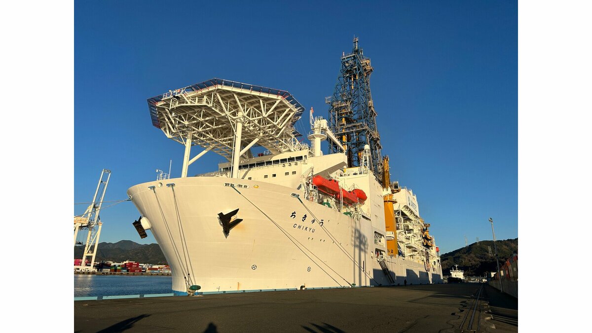 国内レアアース獲得へ探査船出向