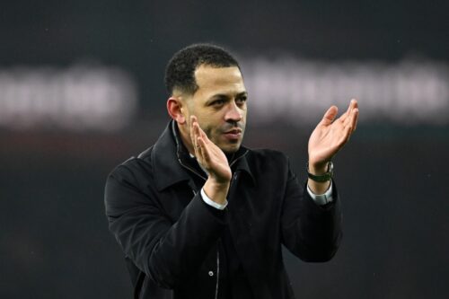 アーセナルのスタッフが試合前のウォームアップを妨害 監督が避難