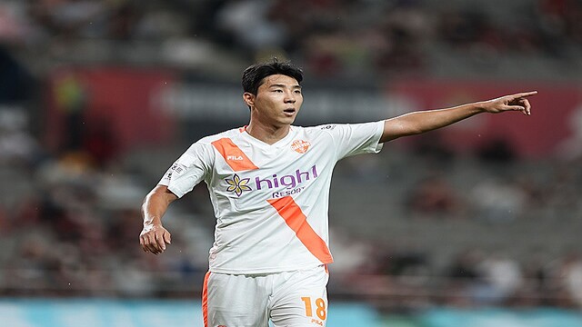 元湘南ベルマーレの韓国人fwがkリーグラウンドベスト11に 豪快ダイビングヘッド で勝利に貢献 ライブドアニュース 元湘南ベルマーレの韓国人fwがkリーグラウンドベスト11に 豪快ダイビングヘッド で勝利に貢献 ライブドアニュース