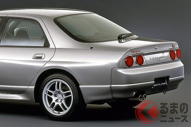 BCNR33スカイラインGT-R(他2ドア全車種）リアクォーターガラス(一枚