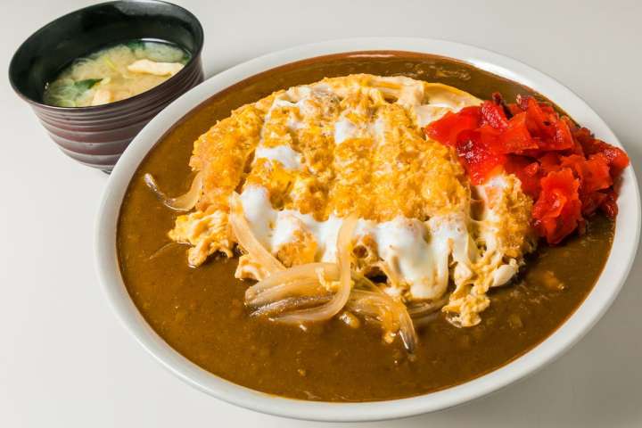 1.3kg超え！ どん八食堂 東扇島店でカツ丼×カレーの「にこいち丼大盛」を食べてきた