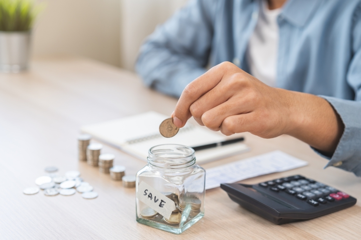 積立貯金とNISAによる資産運用 違いは「つみたてシミュレーター」