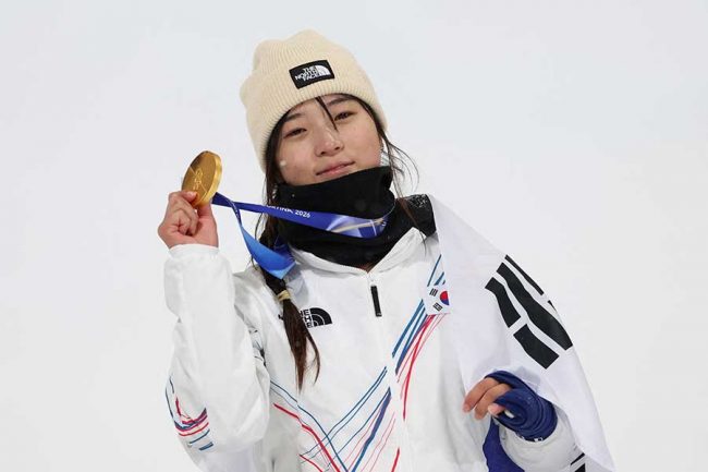 女子ハーフパイプで金メダルを獲得したチェ・ガオン【写真：ロイター】