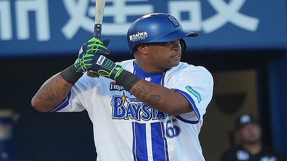 CSへ暗雲…ビシエドが負傷交代 (2025年9月30日掲載) - ライブドアニュース